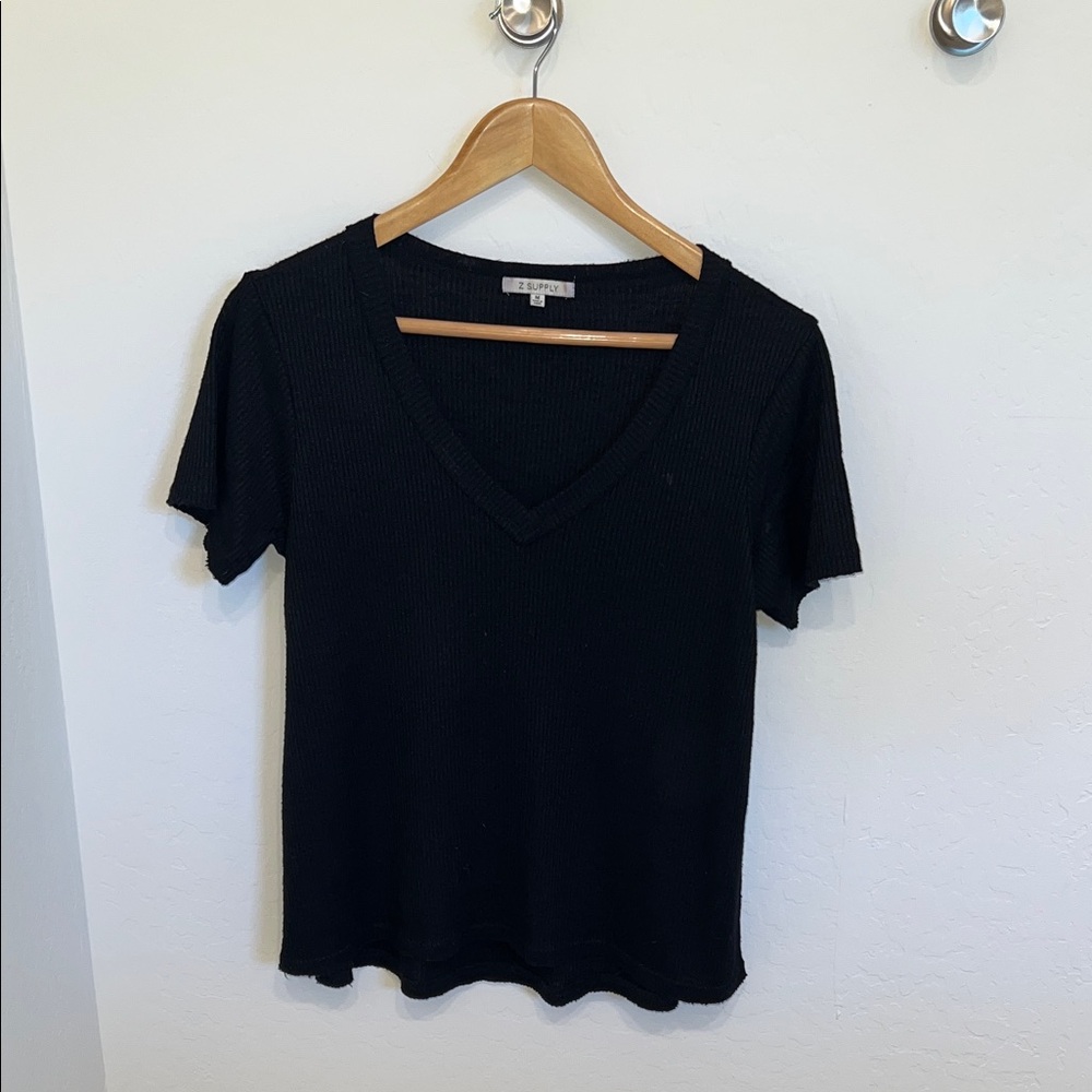 Z Supply Black V-Neck Short Sleeve Ribbed Tee